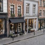 Poids des PME en Belgique : rue commerçante avec plusieurs petites façades de commerces
